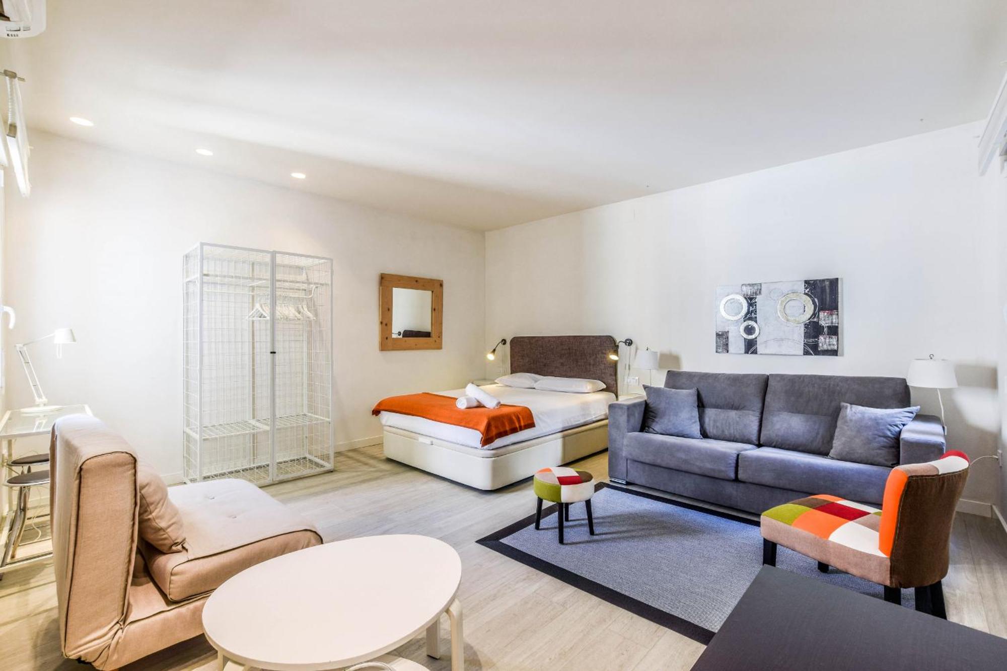 Loft Reformado En Goya Alquiler Temporal Apartment Madrid Exterior photo